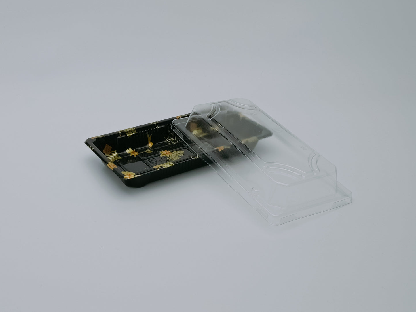 06 6.3×3.5 Inch Disposable PET Sushi Tray with Lid